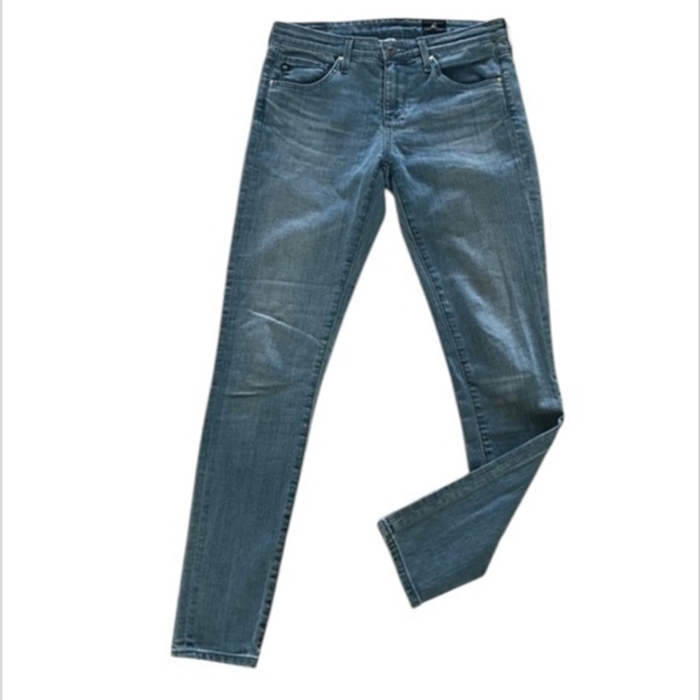 AG the skinny legging ankle jeans size 26